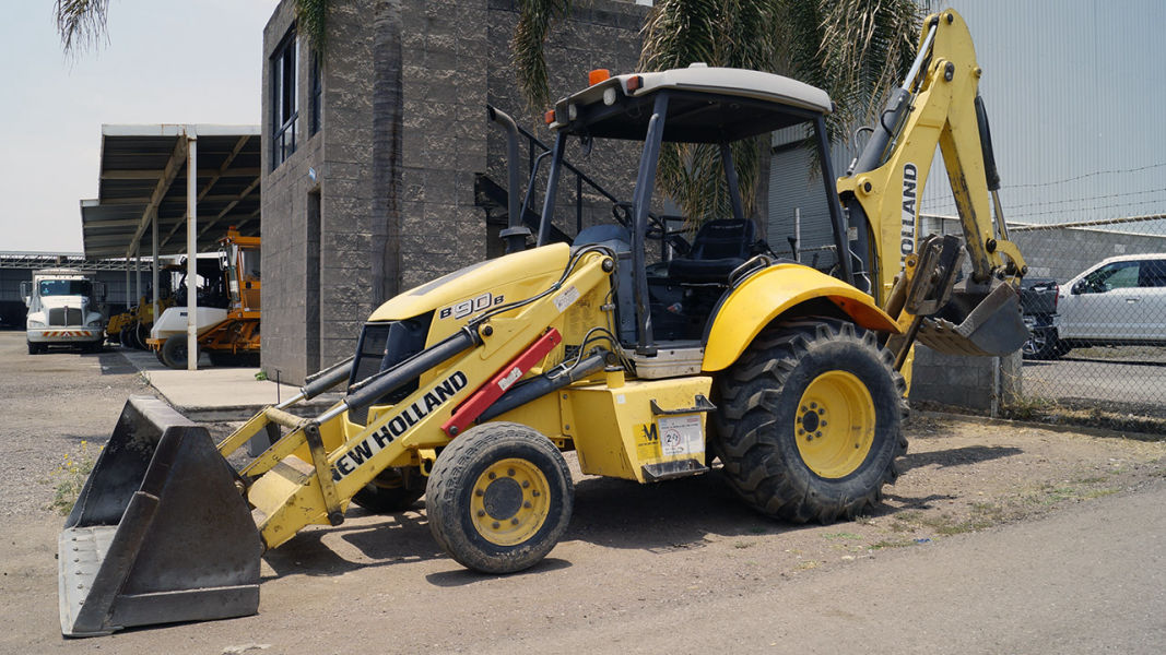 New Holland B90B